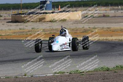 media/Jun-04-2022-CalClub SCCA (Sat) [[1984f7cb40]]/Group 3/Qualifying (Sweeper)/